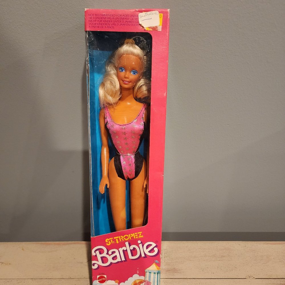 Vintage 1988 St. Tropez Barbie